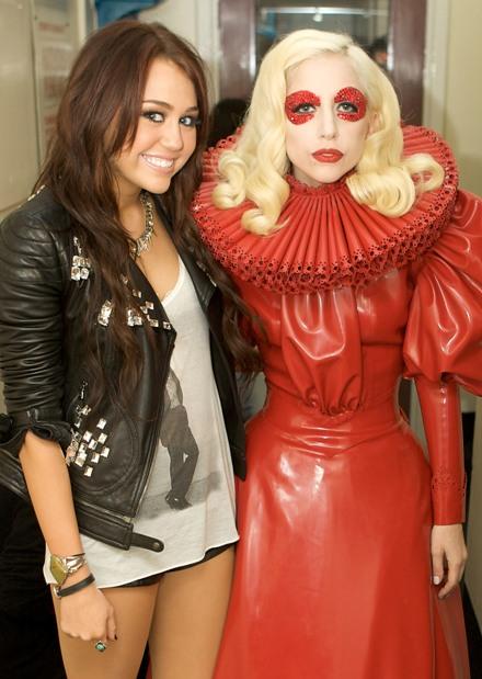 miley-cyrus-lady-gaga.jpg